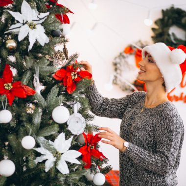 Ce panglici decorative se potrivesc pe bradul artificial de Crăciun